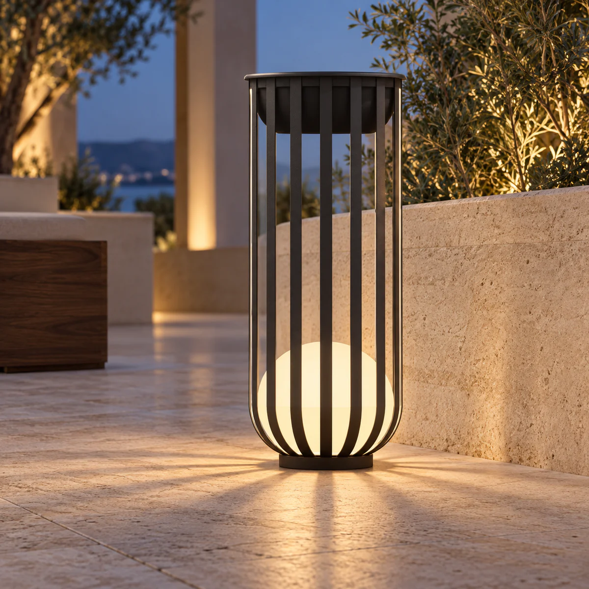 IP65 Solar & Wired Planter LED Garden Light – Model 2129